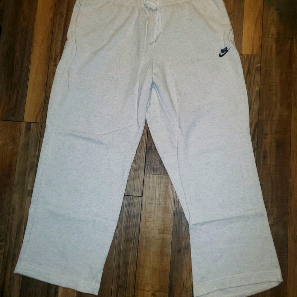 Nike Club Fleece Sweatpants
